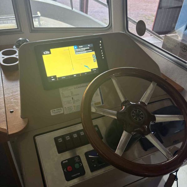Minor 25 Offshore