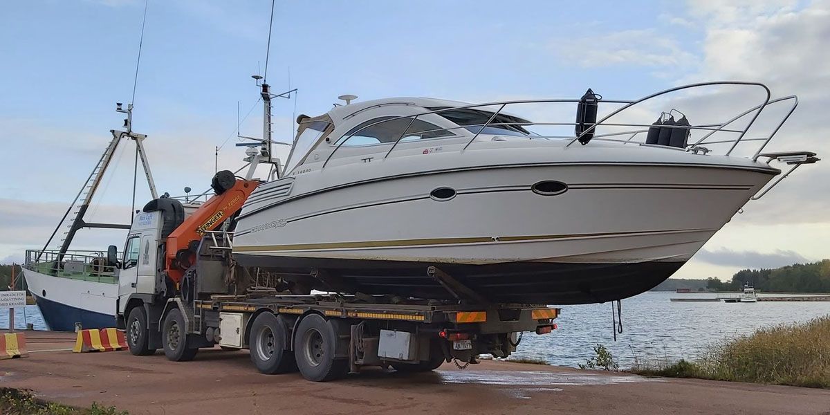 Boat winter storage in Aaland islands